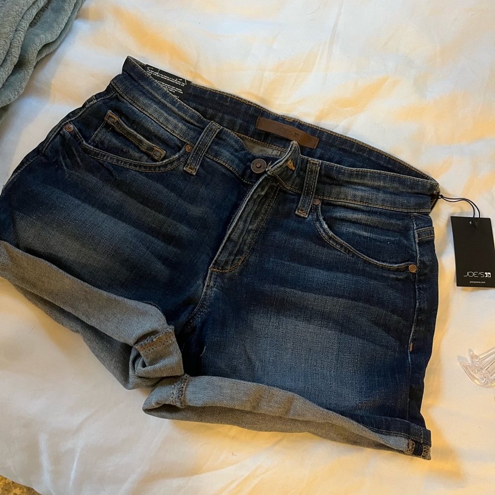 Super cute, NWT denim shorts